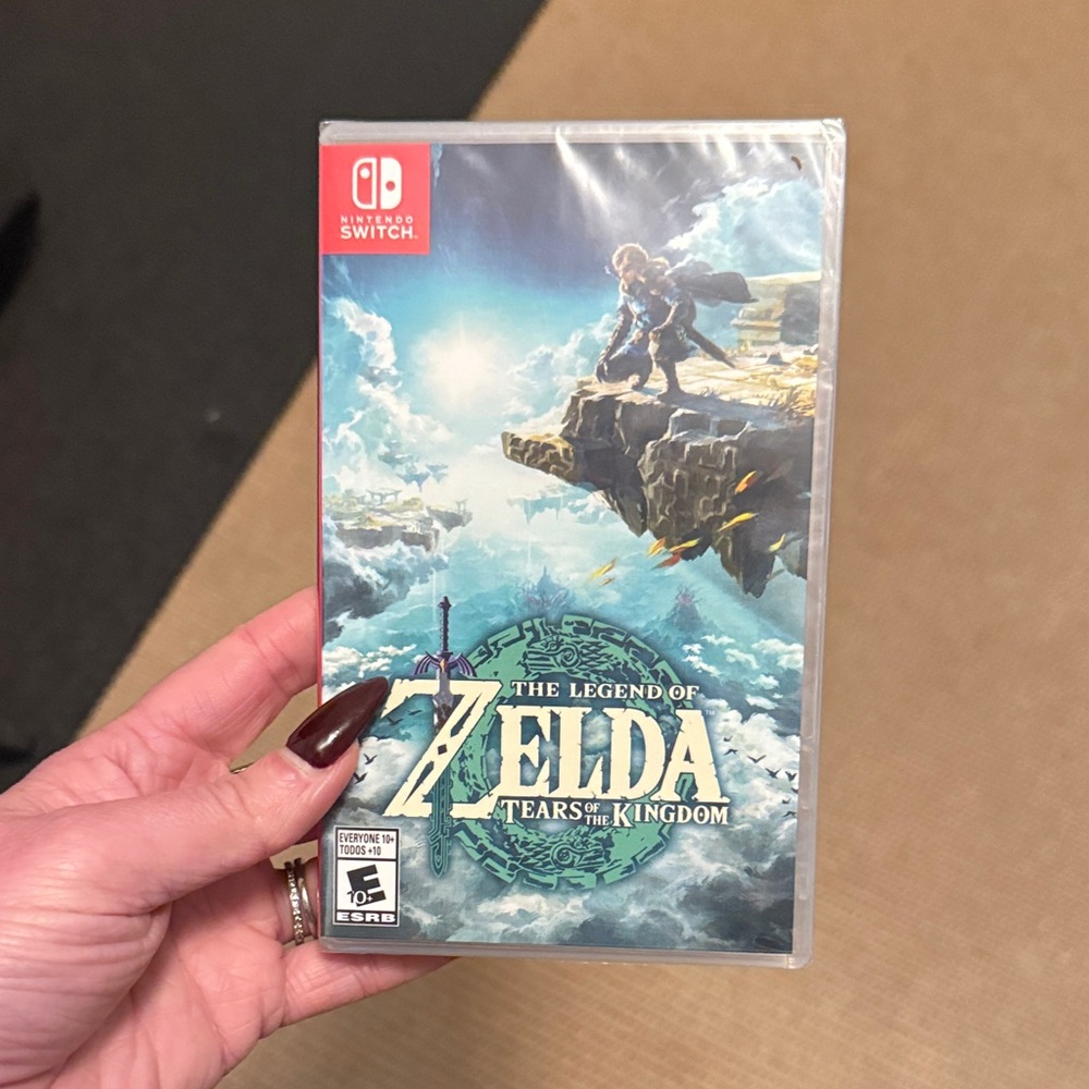 NWT Nintendo Switch The Legend of Zelda: Tears of the Kingdom